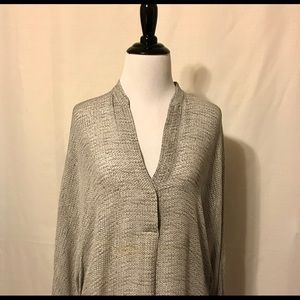 VINCE Drop Sleeve Printed Silk Top SMALL EUC